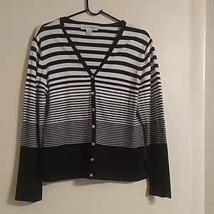 Beautiful Black & White Stripe Long sleeve Sweater